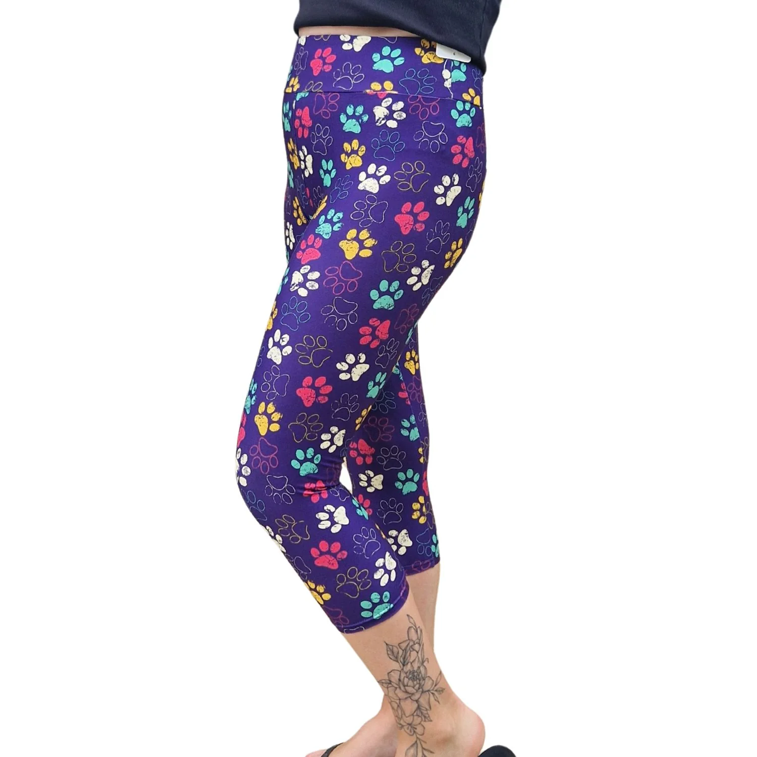 24/7 Capri Leggings – Paw Prints