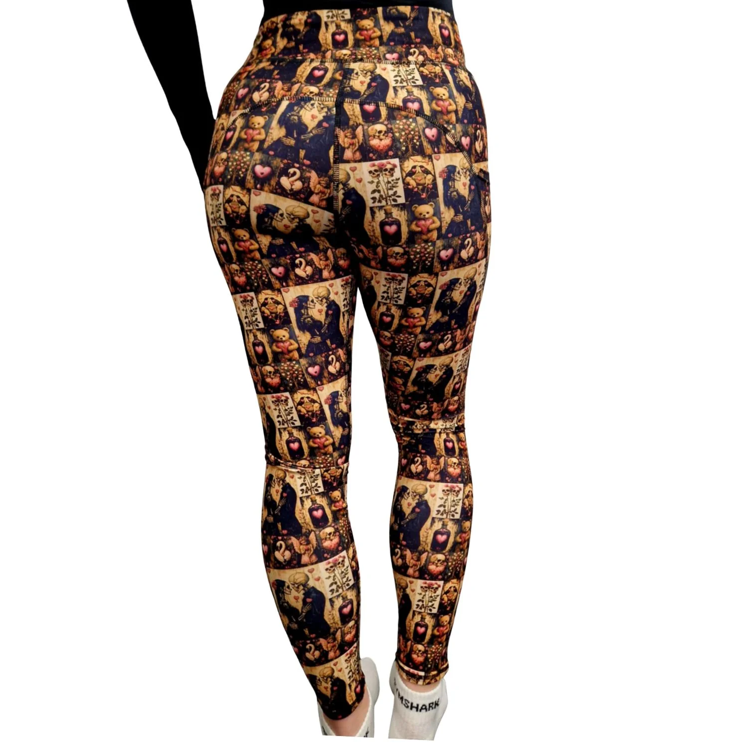 SCULPT Yoga Full Length Leggings - Gothic Valentines - Image 4